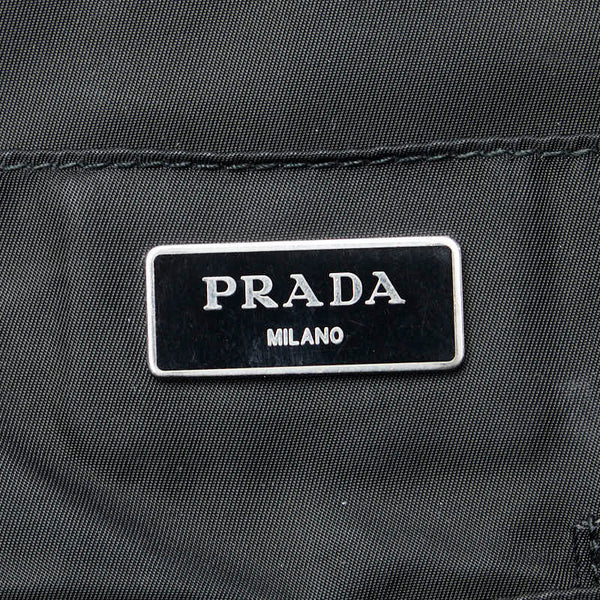 プラダ 三角ロゴプレート  リュック バックパック ブラック ナイロン レディース PRADA 【中古】