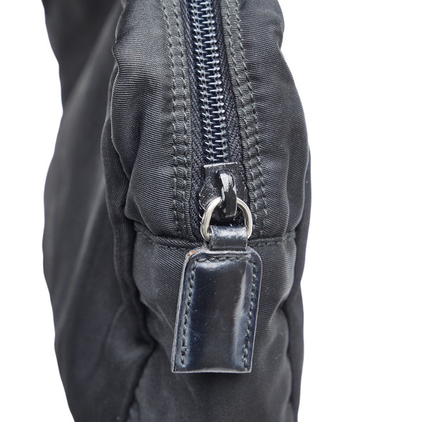 プラダ ポーチ ブラック ナイロン レディース PRADA 【中古】