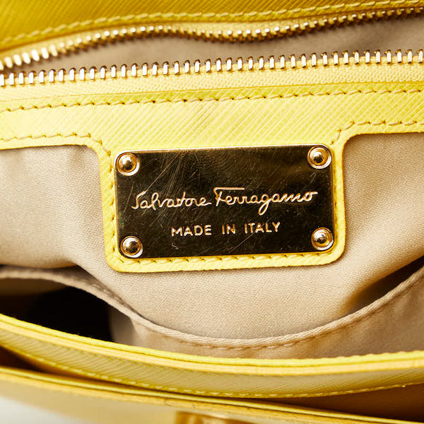 サルヴァトーレフェラガモ ヴァラ リボン ハンドバッグ ショルダーバッグ 2WAY EZ 21 F570 イエロー レザー レディース Salvatore Ferragamo 【中古】