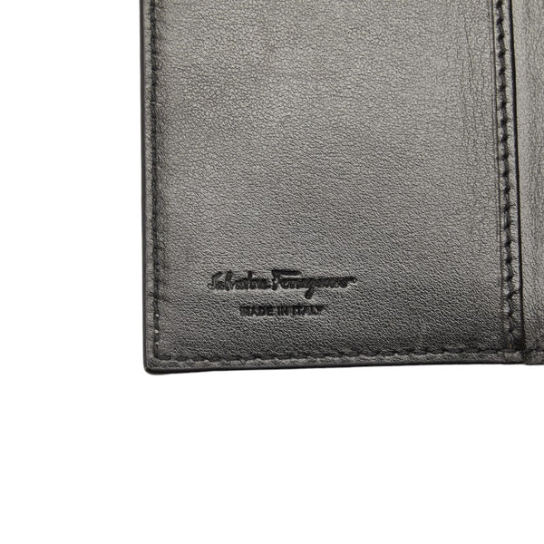 サルヴァトーレフェラガモ ガンチーニ エンボス カードケース ブラック レザー メンズ Salvatore Ferragamo 【中古】