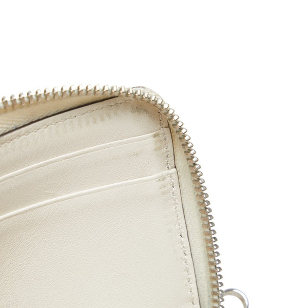 グッチ GGエンボス コインケース ジップアラウンド ウォレット 657571 ホワイト レザー レディース GUCCI 【中古】