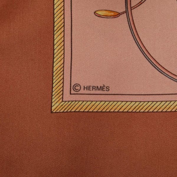 エルメス カレ90 LES VOITURES A TRANSFORMATION 折畳み式幌の馬 スカーフ ピンク シルク レディース HERMES 【中古】