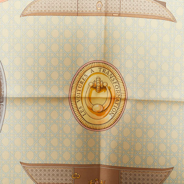 エルメス カレ90 LES VOITURES A TRANSFORMATION 折畳み式幌の馬 スカーフ ピンク シルク レディース HERMES 【中古】