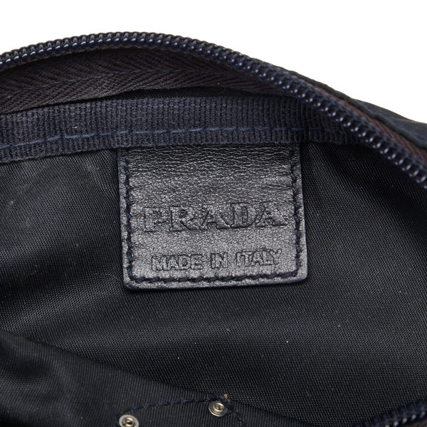 プラダ 三角ロゴプレート ポーチ ブラック ナイロン レディース PRADA 【中古】