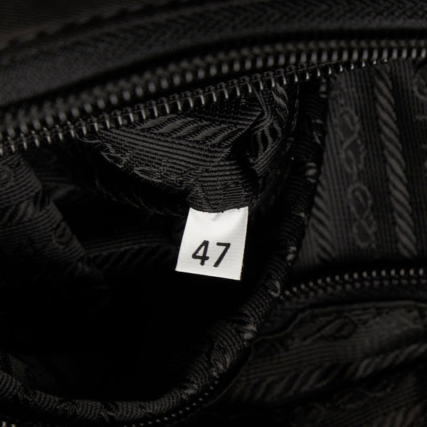プラダ 三角ロゴプレート  ハンドバッグ トートバッグ ブラック ナイロン レディース PRADA 【中古】