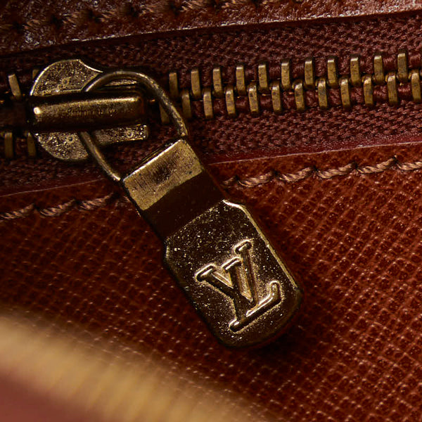 ルイ ヴィトン エピ ジュヌ フィーユ ショルダーバッグ M52156 ウィニペグベージュ レザー レディース LOUIS VUITTON 【中古】