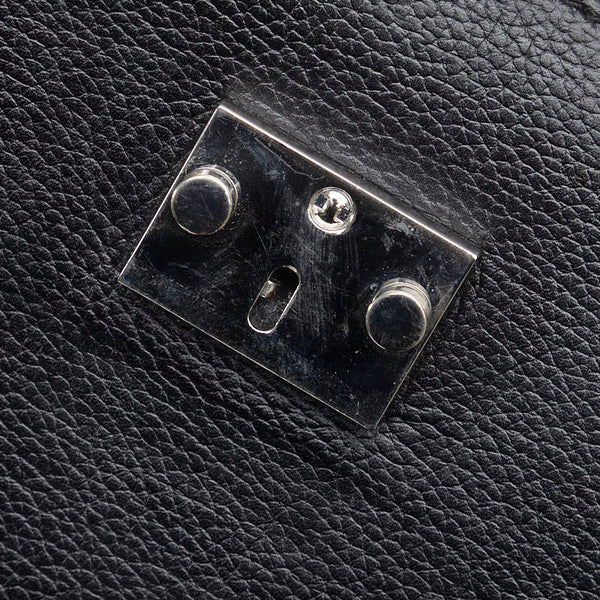 エム シー エム 斜め掛け ショルダーバッグ ブラック レザー レディース MCM 【中古】