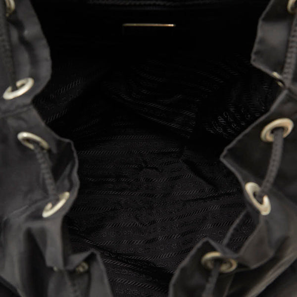 プラダ 三角ロゴプレート リュック バックパック ブラック ナイロン レザー レディース PRADA 【中古】