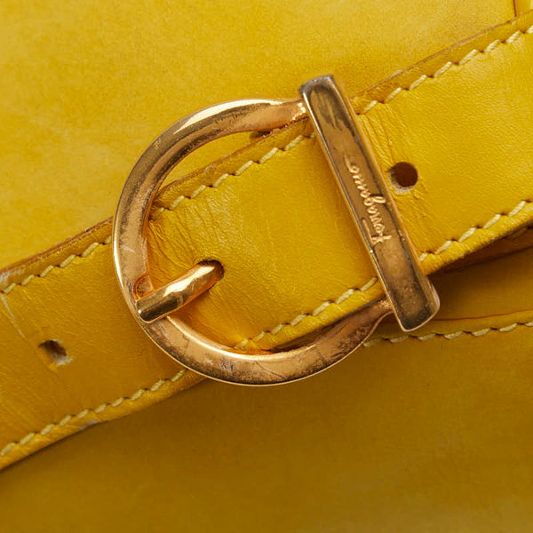 サルヴァトーレフェラガモ ガンチーニ リュック バックパック DJ-21 6147 イエロー スウェード レザー レディース Salvatore Ferragamo 【中古】