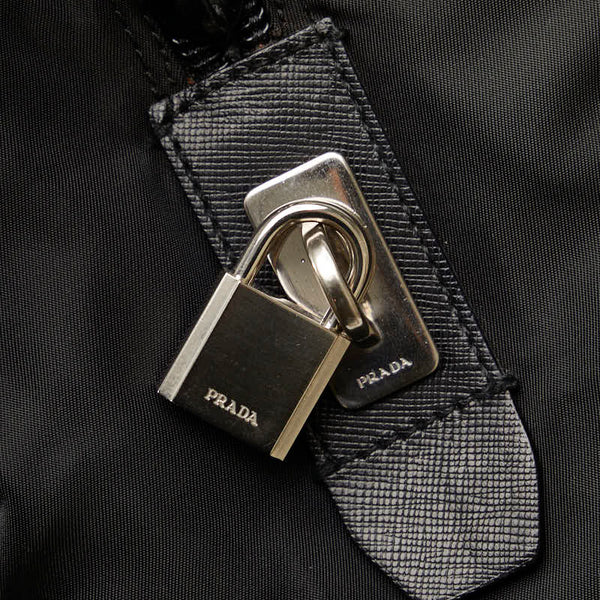 プラダ 三角ロゴプレート ハンドバッグ トートバッグ ブラック ナイロン レザー レディース PRADA 【中古】