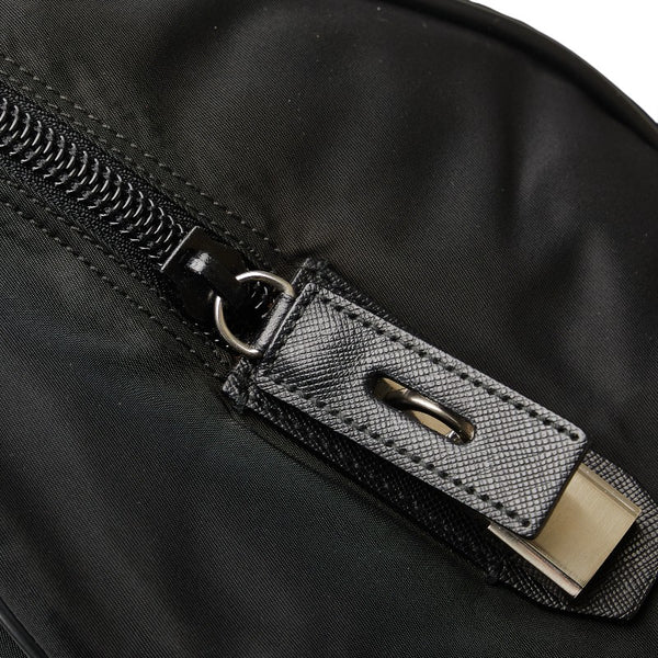 プラダ 三角ロゴプレート ハンドバッグ トートバッグ ブラック ナイロン レザー レディース PRADA 【中古】