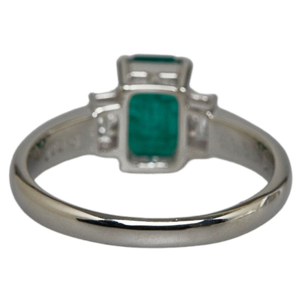 Pt900 プラチナ エメラルド1.30ct ダイヤ0.22ct リング 指輪 レディース 14.5号 【中古】