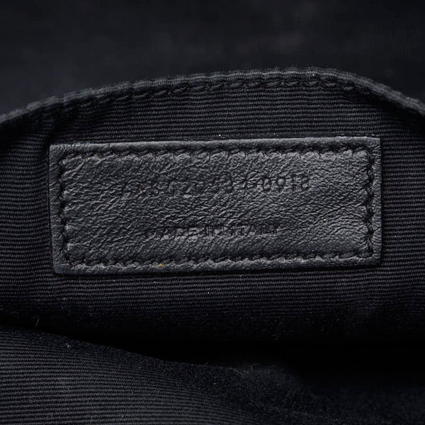 サンローラン ルー カサンドラ Vステッチ タッセル 斜め掛け ショルダーバッグ カメラバッグ 520534 ブラック レザー レディース SAINT LAURENT 【中古】