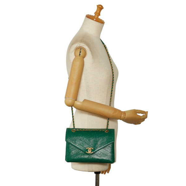 シャネル ココマーク Vステッチ チェーン 斜め掛け ショルダーバッグ グリーン レザー レディース CHANEL 【中古】