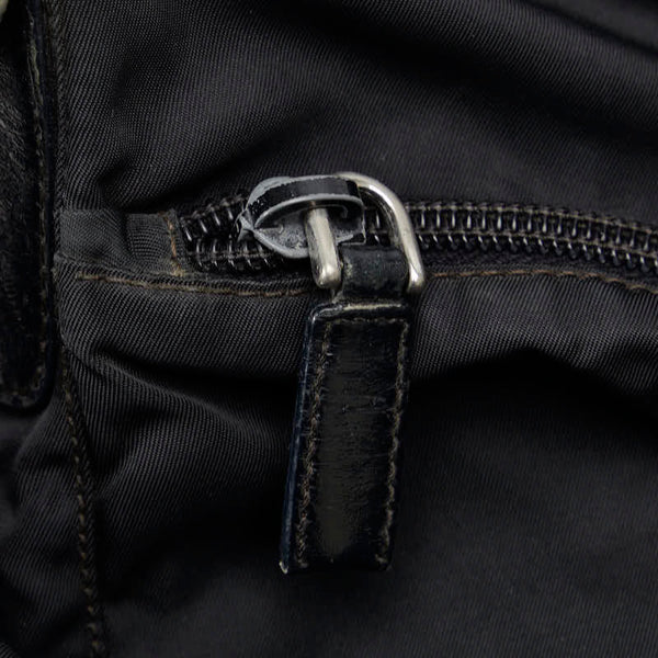プラダ 斜め掛け ショルダーバッグ ブラック ナイロン レディース PRADA 【中古】