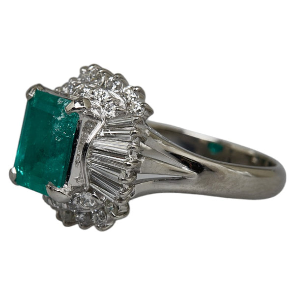 Pt900 プラチナ エメラルド1.69ct ダイヤ0.76ct リング 指輪 レディース 9号 【中古】