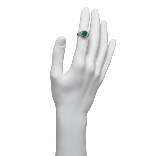 Pt900 プラチナ エメラルド1.219ct ダイヤ0.40ct エメラルドカット リング 指輪 レディース 11号 【中古】