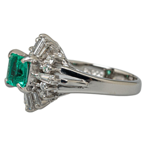 Pt900 プラチナ エメラルド0.58ct ダイヤ0.37ct リング 指輪 レディース 6.5号 【中古】