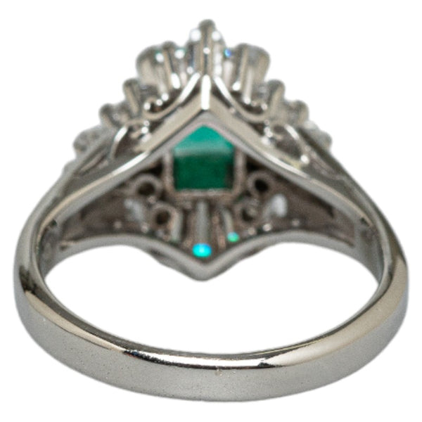 Pt900 プラチナ エメラルド0.58ct ダイヤ0.37ct リング 指輪 レディース 6.5号 【中古】