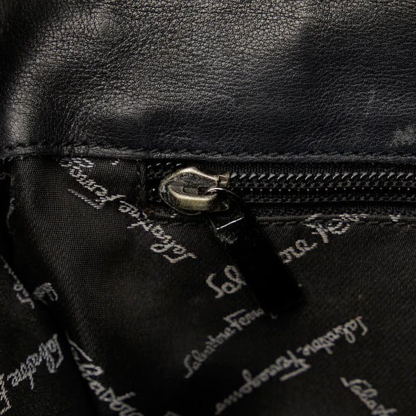 サルヴァトーレフェラガモ ガンチーニ ショルダーバッグ ブラック レザー レディース Salvatore Ferragamo 【中古】