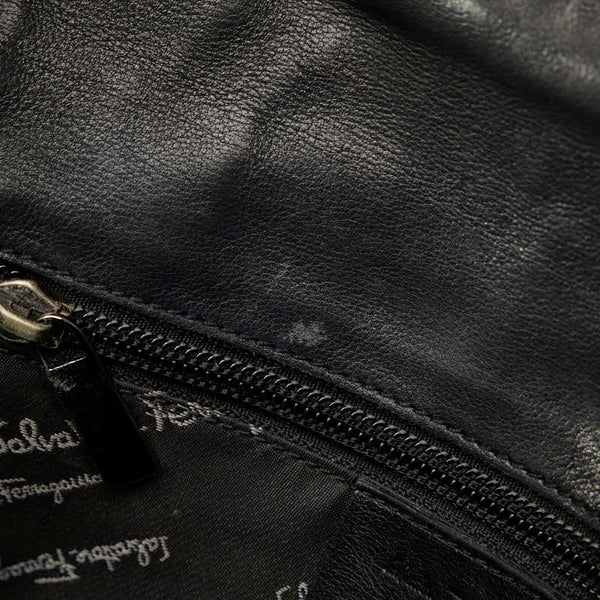 サルヴァトーレフェラガモ ガンチーニ ショルダーバッグ ブラック レザー レディース Salvatore Ferragamo 【中古】