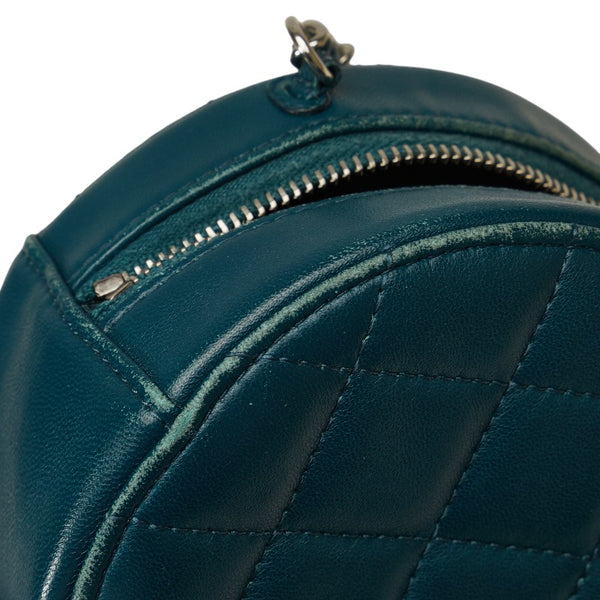 シャネル マトラッセ ココマーク 斜め掛け チェーン ショルダーバッグ ポーチ グリーン レザー レディース CHANEL 【中古】