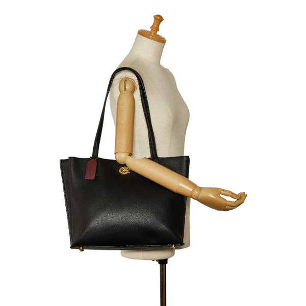 コーチ ウィロウ トートバッグ C0689 ブラック  レザー レディース COACH 【中古】