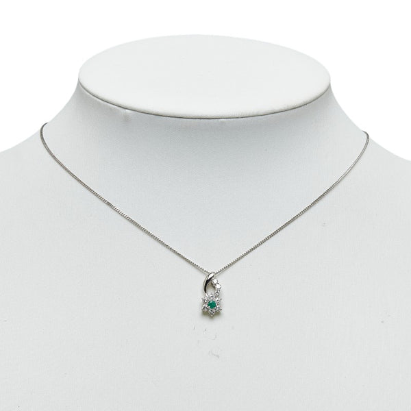 Pt900 プラチナ Pt850 プラチナ エメラルド ダイヤ0.39ct 雪の結晶 スノー ペンダントネックレス レディース 【中古】