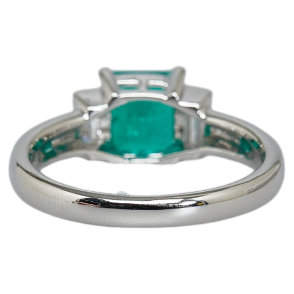 Pt900 プラチナ エメラルド1.13ct ダイヤ0.34ct リング 指輪 レディース 12号 【中古】