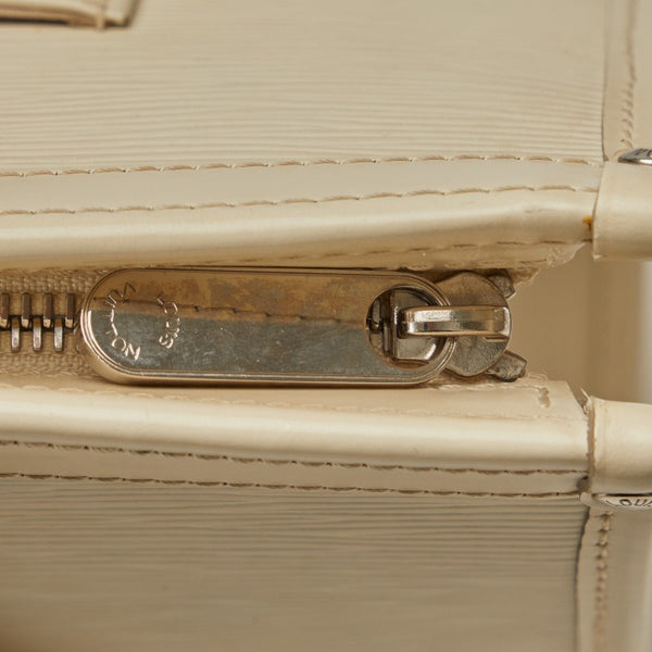 ルイ ヴィトン エピ マドレーヌ GM ショルダーバッグ M5934J イヴォワール ホワイト レザー レディース LOUIS VUITTON 【中古】