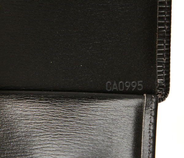 ルイ ヴィトン エピ ポルト12カルトクレディ M63472 ブラック 黒 レザー 二つ折り財布 レディース LOUIS VUITTON 中古
