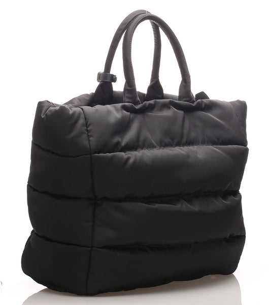 プラダ テスートボンバー ブラック ナイロン トートバッグ レディース PRADA 中古