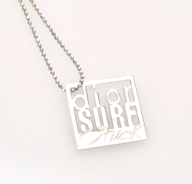 クリスチャンディオール スクエア　サーフ シルバー メタル ネックレス レディース Christian Dior 中古