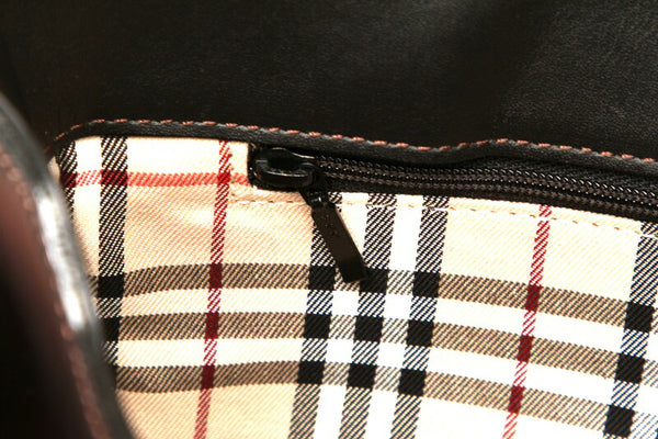 バーバリー ブラック  レザー ショルダーバッグ レディース BURBERRY 中古
