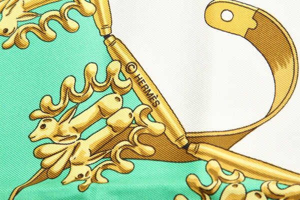 エルメス グリーン ゴールド シルク スカーフ レディース HERMES 中古