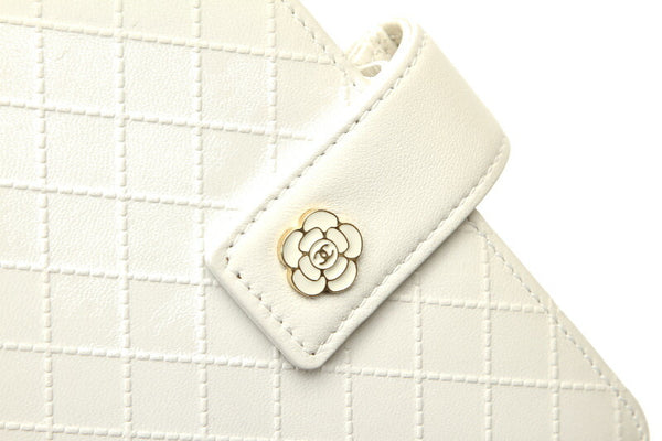 シャネル カメリア 銀座限定 ホワイト レザー 手帳カバー レディース CHANEL 中古