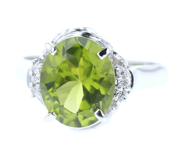 Pt900 プラチナ ペリドット3.55ct ダイヤ0.06ct リング 指輪 レディース 15号 中古