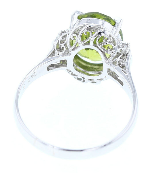 Pt900 プラチナ ペリドット3.55ct ダイヤ0.06ct リング 指輪 レディース 15号 中古