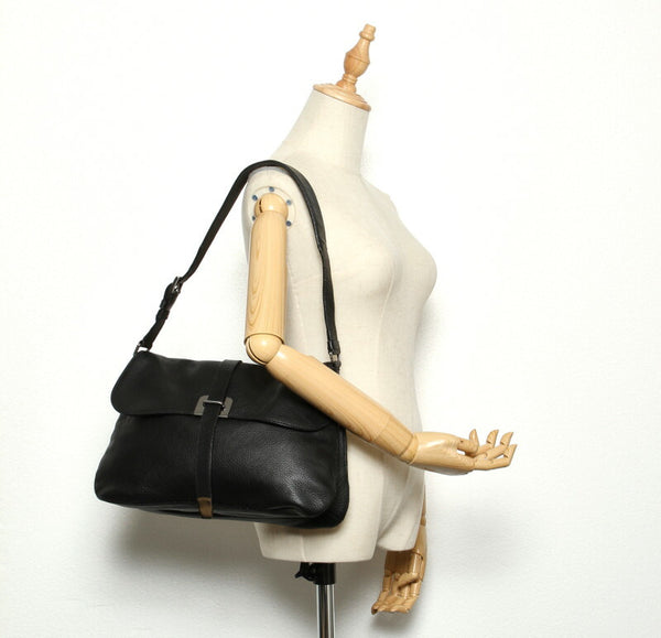 プラダ BR0648 ブラック  レザー ショルダーバッグ レディース PRADA 中古