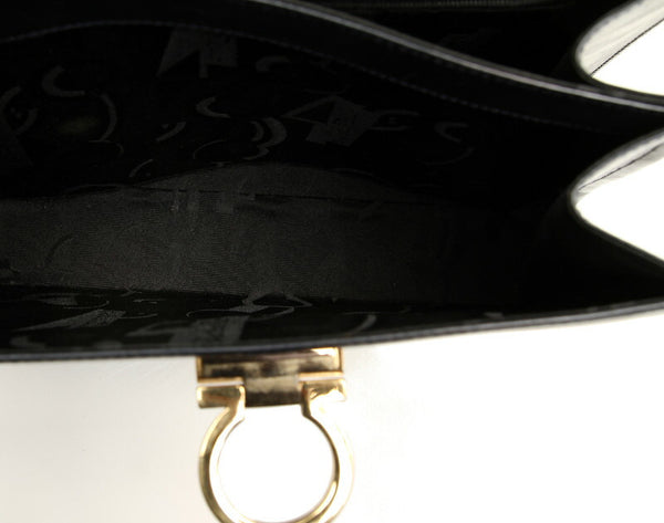 サルヴァトーレフェラガモ ガンチーニ O21 2181 ネイビー レザー ハンドバッグ ショルダーバッグ 2WAY レディース Salvatore Ferragamo 中古