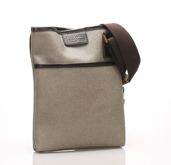 サルヴァトーレフェラガモ GA-24 7574 ブラウン キャンバス ショルダーバッグ レディース Salvatore Ferragamo 中古