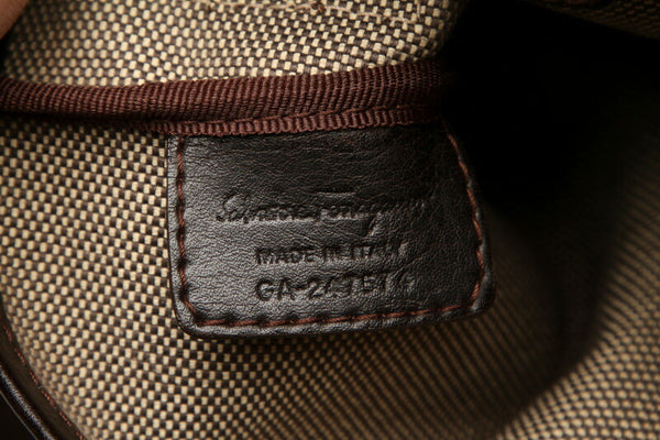 サルヴァトーレフェラガモ GA-24 7574 ブラウン キャンバス ショルダーバッグ レディース Salvatore Ferragamo 中古