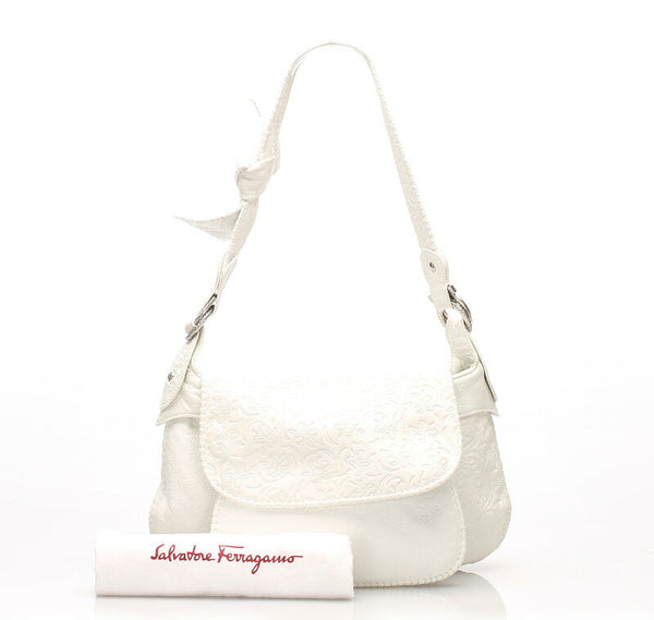 サルヴァトーレフェラガモ ショルダーバッグ 1-240001038681