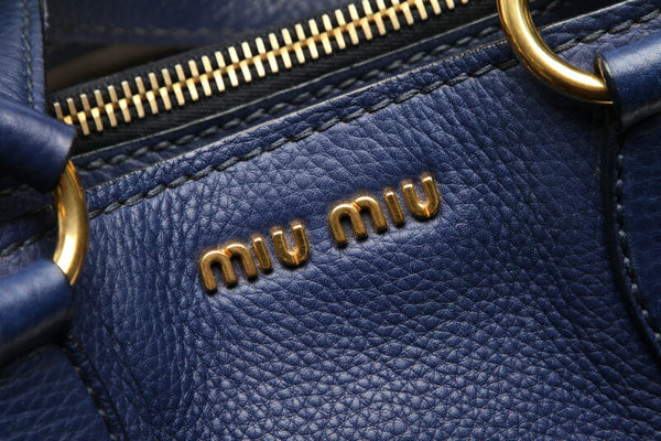 ミュウミュウ ブルー  レザー ショルダーバッグ レディース MIUMIU 中古
