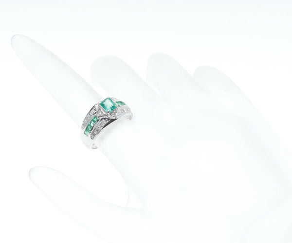 Pt900 プラチナ エメラルド0.40ct＆0.48 ダイヤ0.13ct リング 指輪 レディース 12号 中古