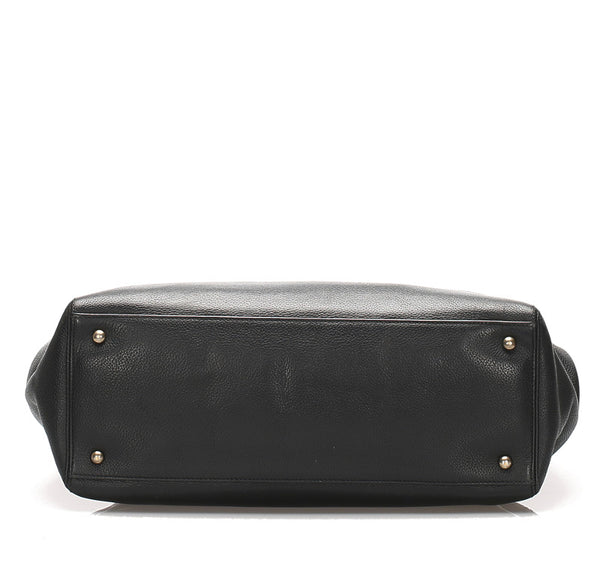 シャネル エグゼクティブ ブラック レザー ショルダーバッグ レディース CHANEL 中古