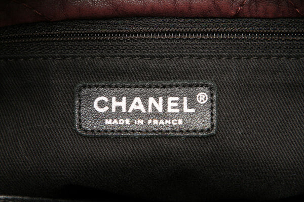 シャネル マトラッセ パープル レザー チェーン ショルダーバッグ レディース CHANEL 中古