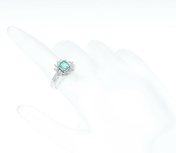 Pt900 プラチナ エメラルド0.65ct ダイヤ0.66ct リング 指輪 レディース 8号 中古