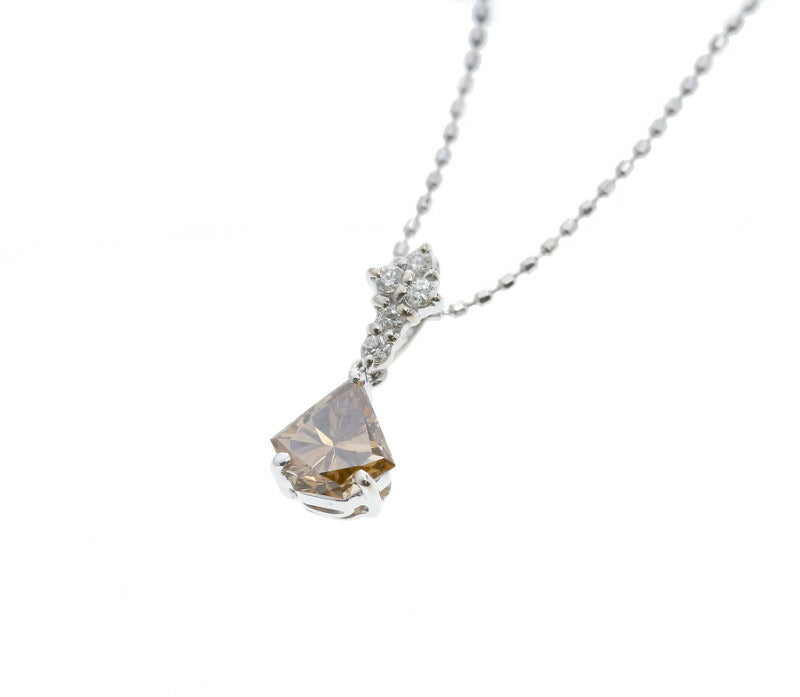 K18ホワイトゴールド ダイヤ0.58ct ダイヤ0.05ct ネックレス  中古