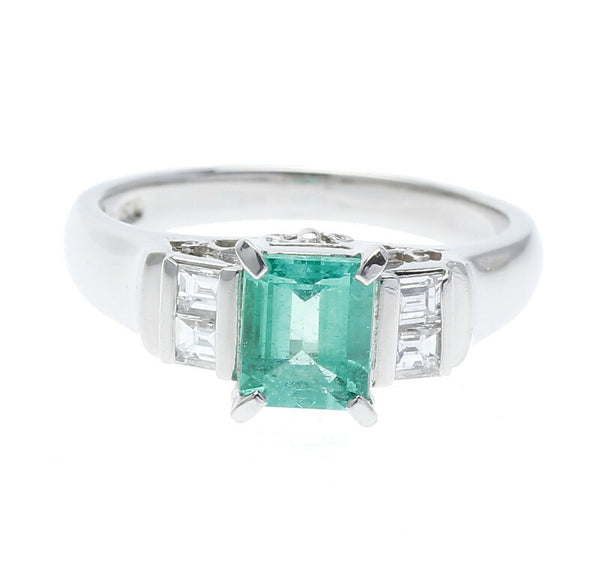 Pt900 プラチナ エメラルド0.69ct ダイヤ0.22ct リング 指輪 レディース 10.5号 中古